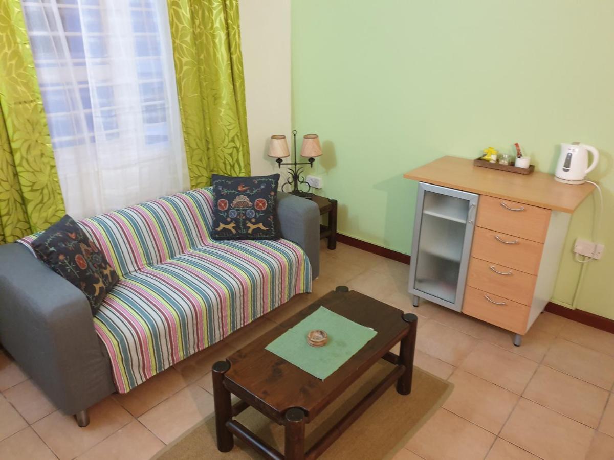 La Maison Hibiscus Self Catering Accommodation بو فالون المظهر الخارجي الصورة