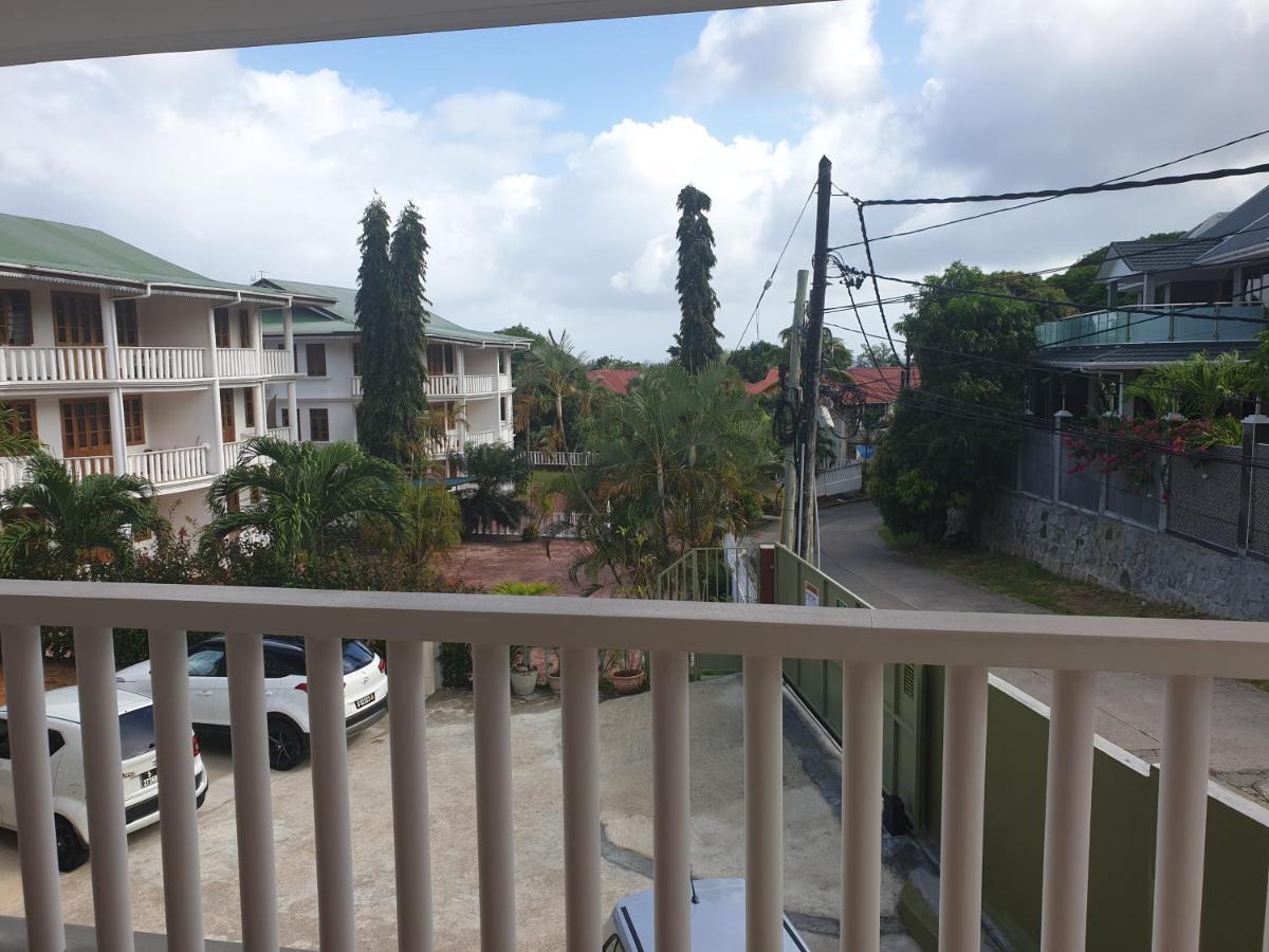 La Maison Hibiscus Self Catering Accommodation بو فالون المظهر الخارجي الصورة