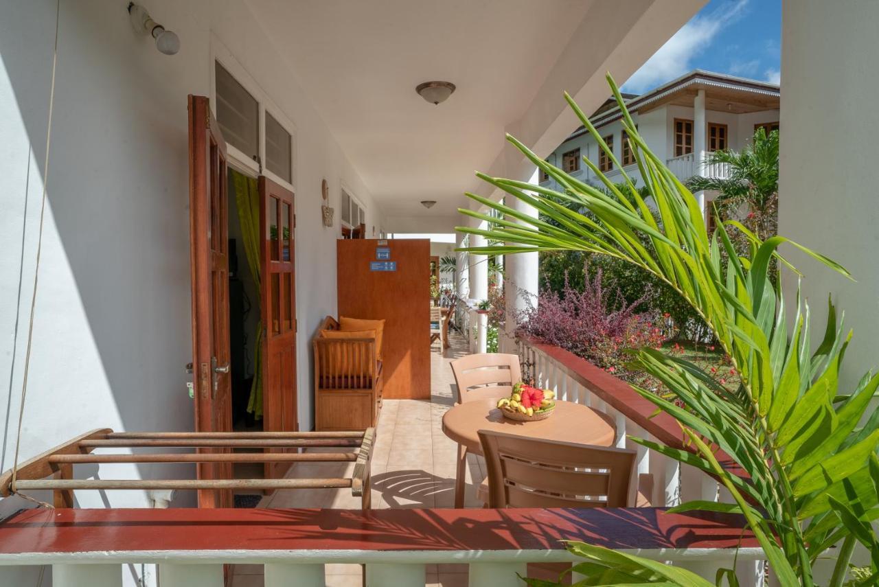 La Maison Hibiscus Self Catering Accommodation بو فالون المظهر الخارجي الصورة