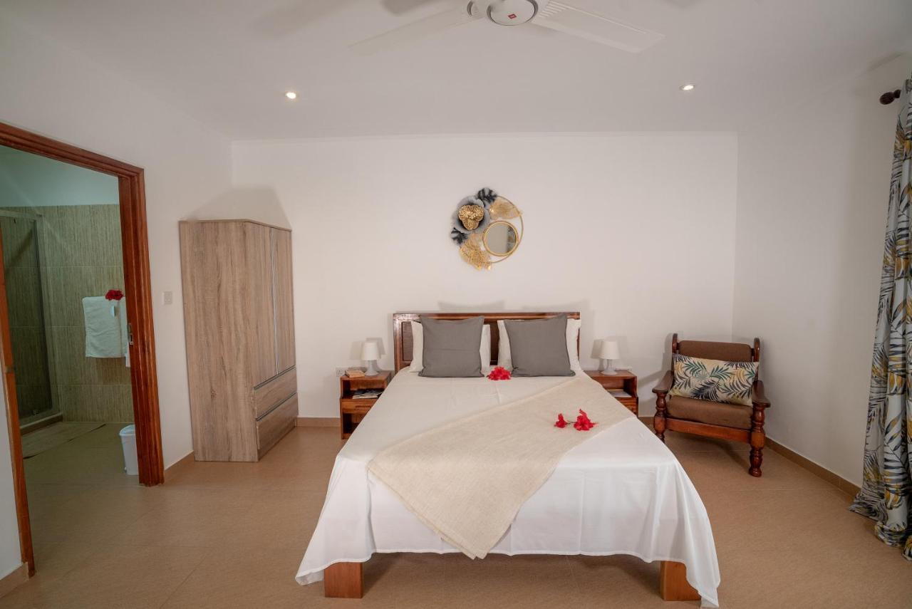 La Maison Hibiscus Self Catering Accommodation بو فالون المظهر الخارجي الصورة