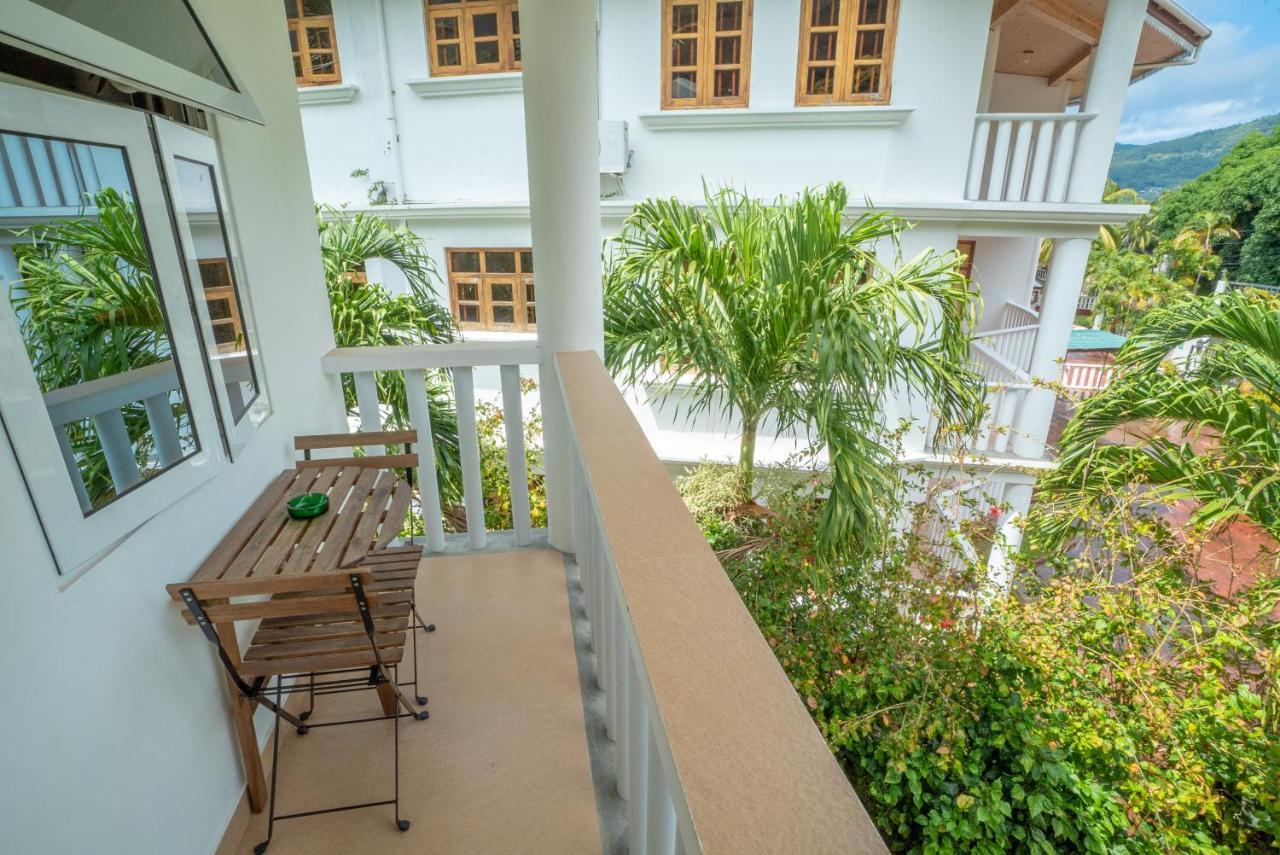 La Maison Hibiscus Self Catering Accommodation بو فالون المظهر الخارجي الصورة