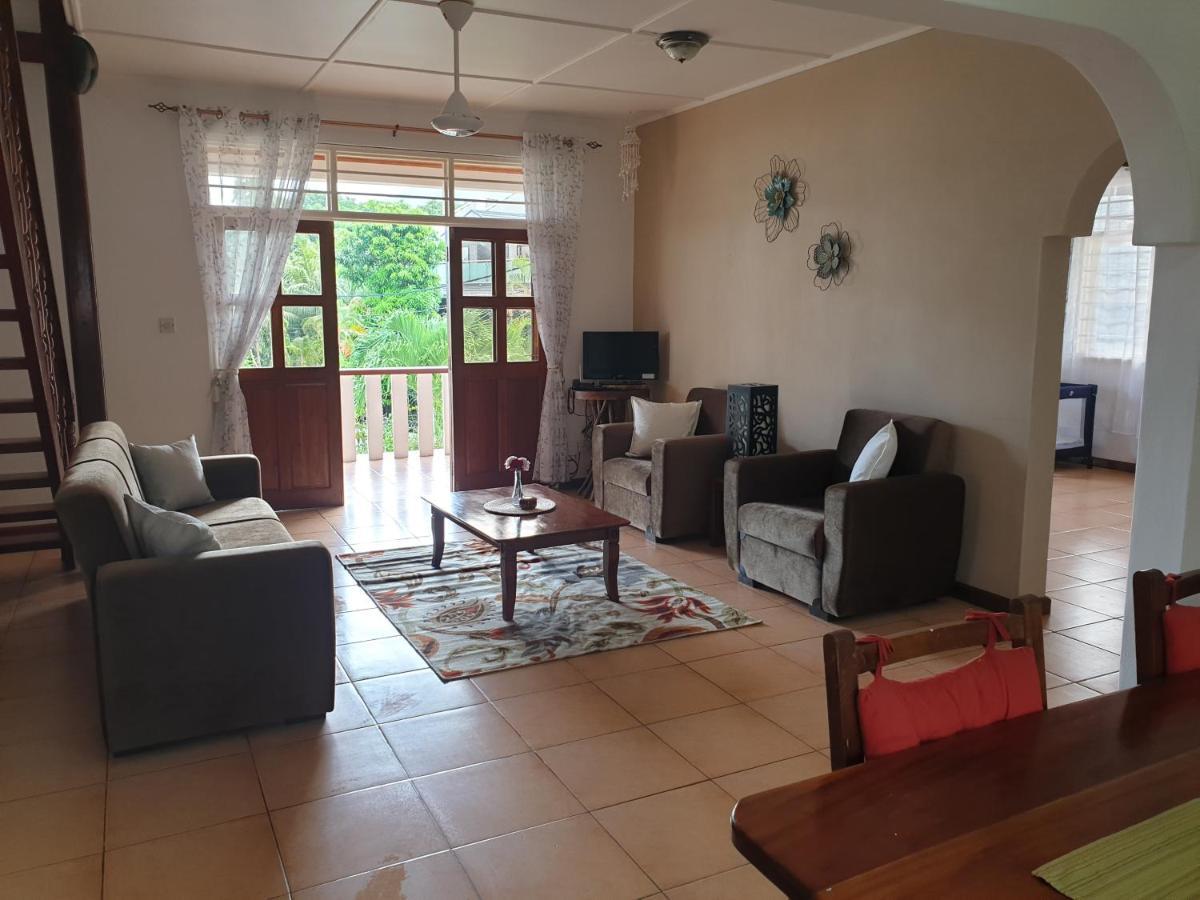 La Maison Hibiscus Self Catering Accommodation بو فالون المظهر الخارجي الصورة