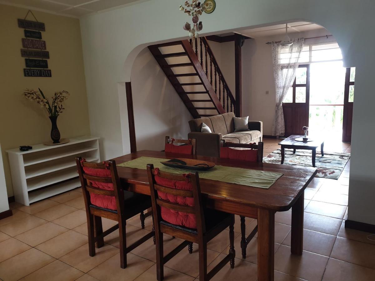 La Maison Hibiscus Self Catering Accommodation بو فالون المظهر الخارجي الصورة