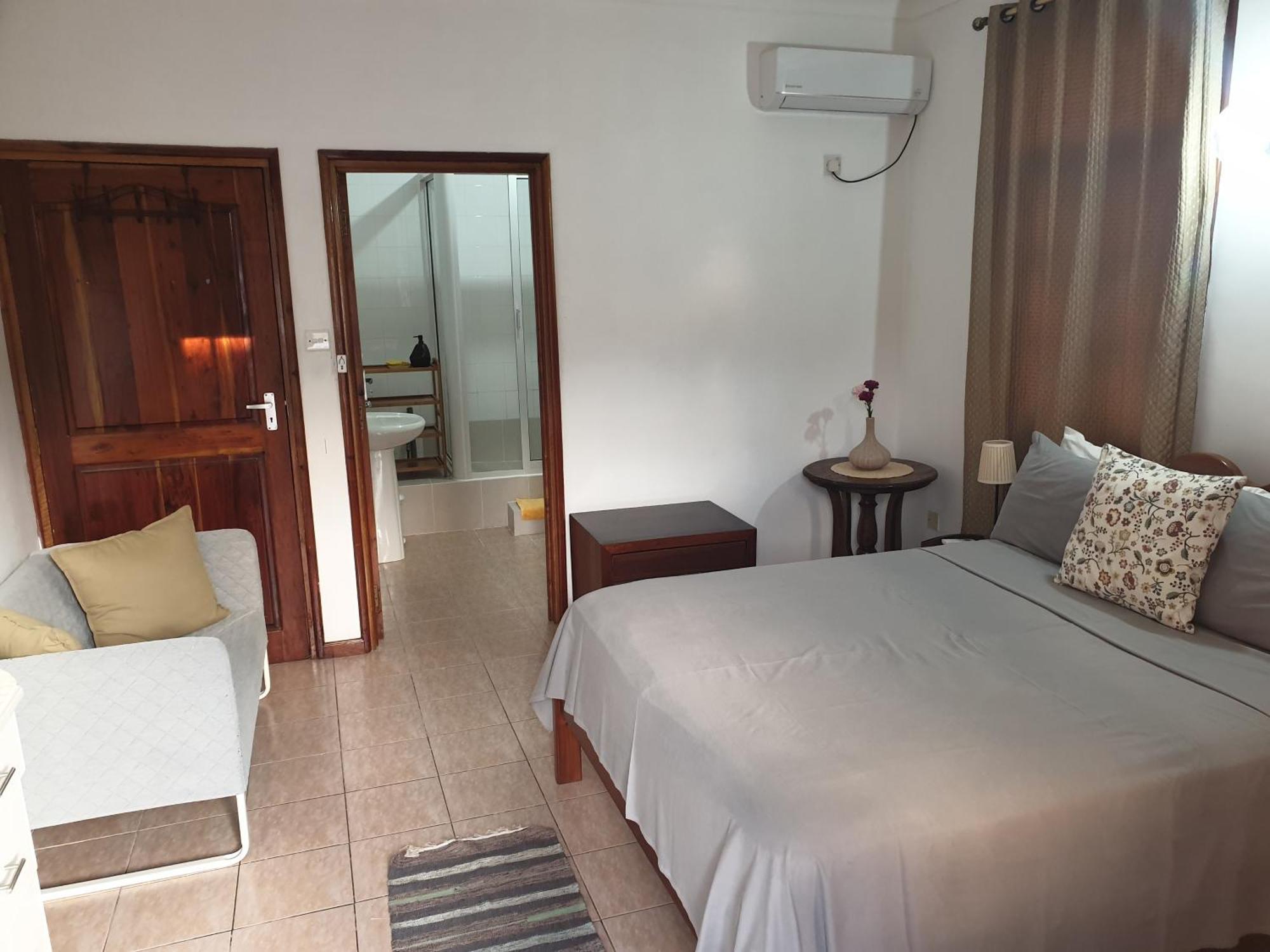 La Maison Hibiscus Self Catering Accommodation بو فالون المظهر الخارجي الصورة
